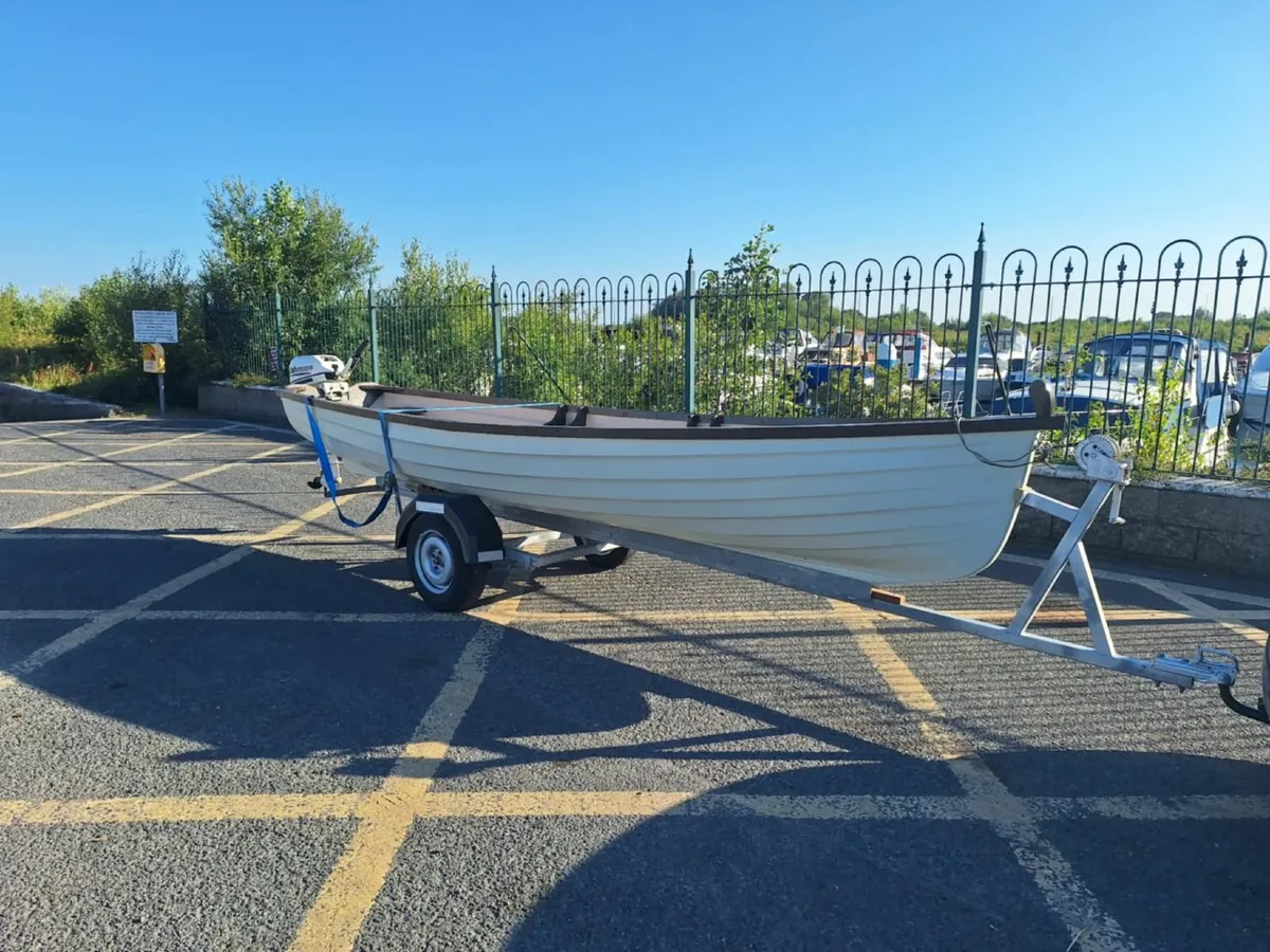 17ft Burke Lake Boat 10HP Johnson Engine  Trailer - Image 1