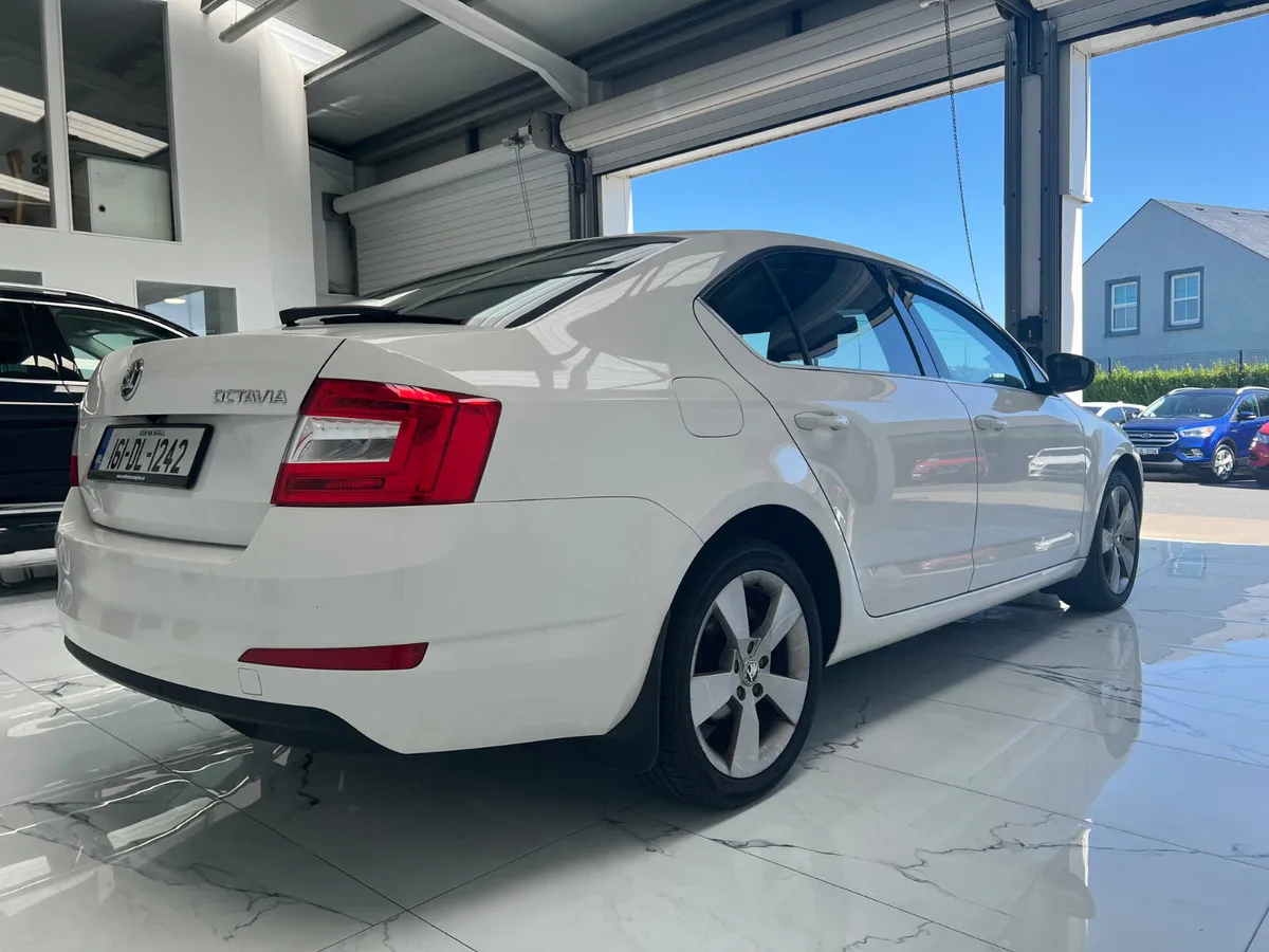 Skoda Octavia 2016 - Image 4