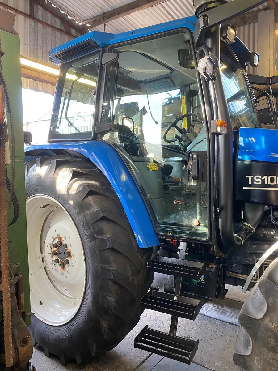 NewHolland TS100 - Image 2
