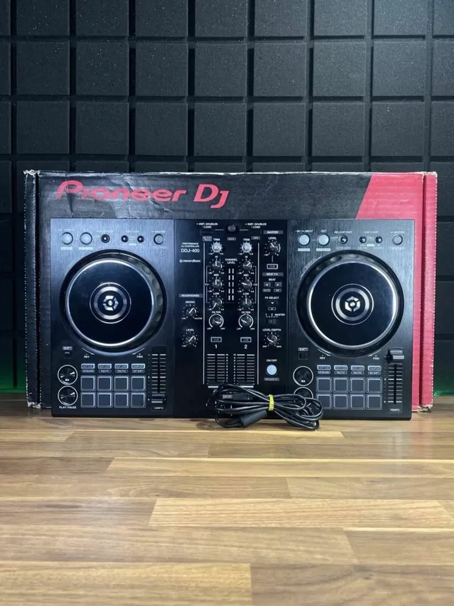Pioneer DDJ-400 - Image 1