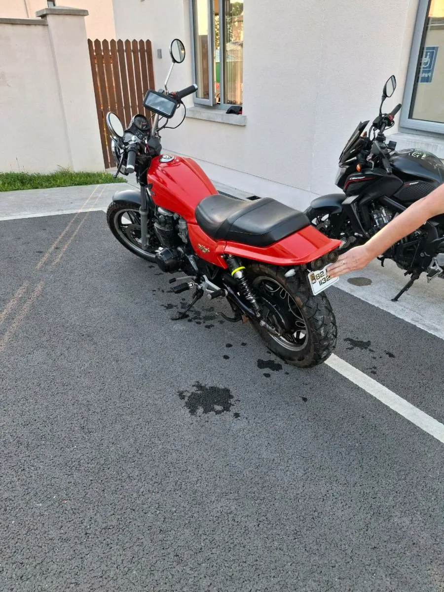 Motorbike - Image 3
