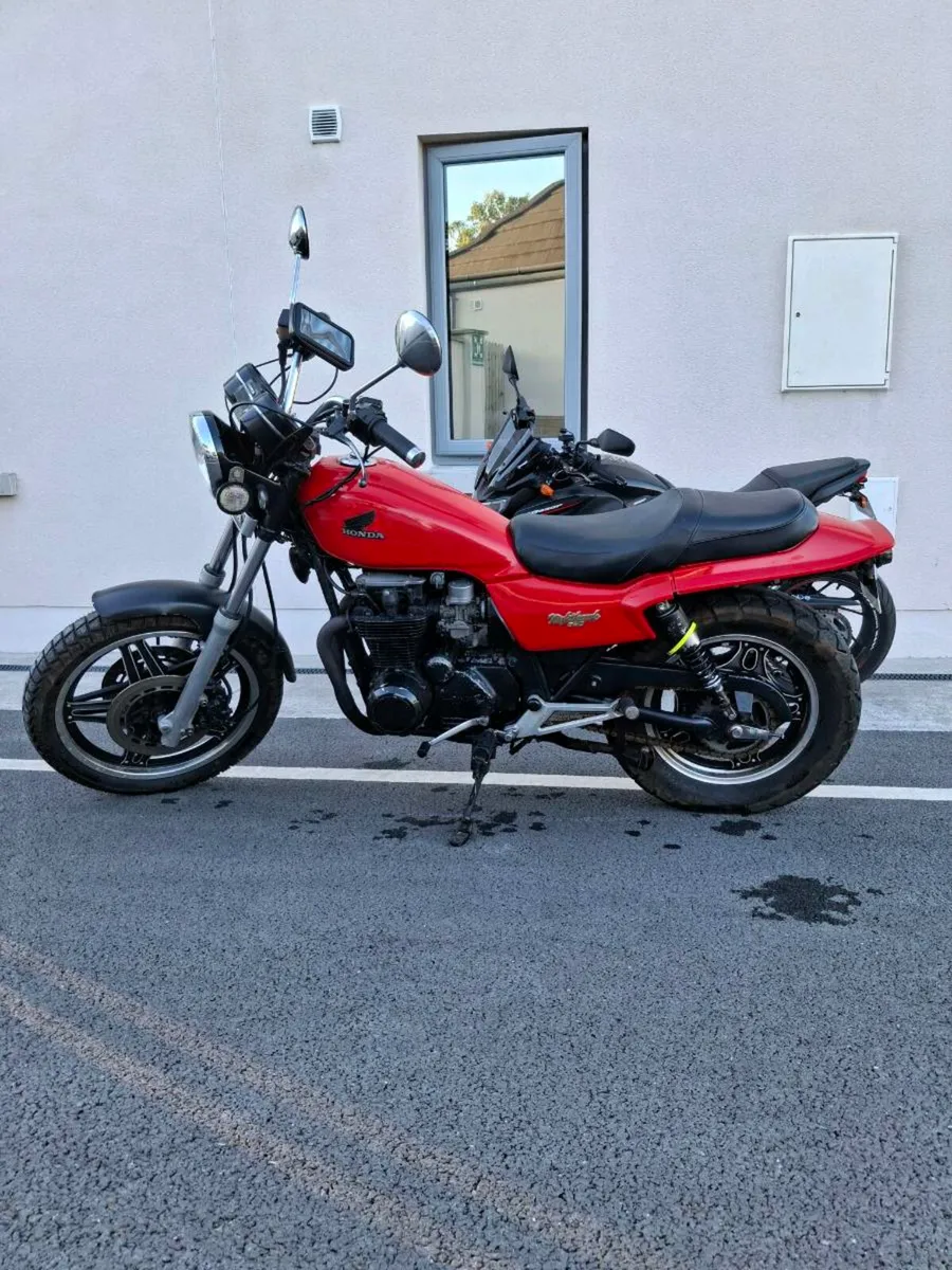 Motorbike - Image 4