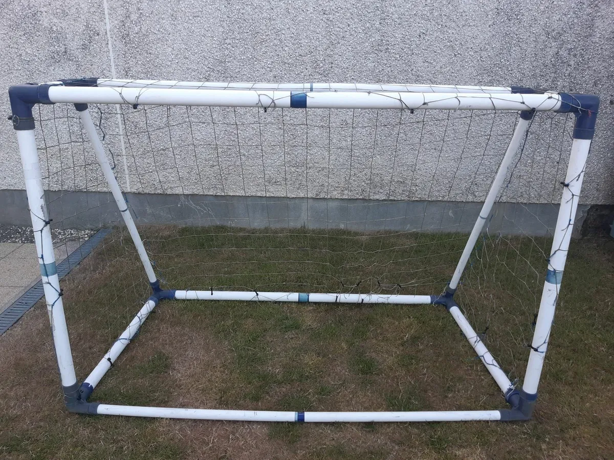 Football goal - Image 1
