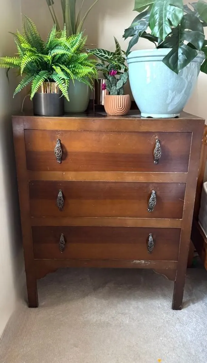 Antique Chest of Drawers. 130 ONO - Image 2