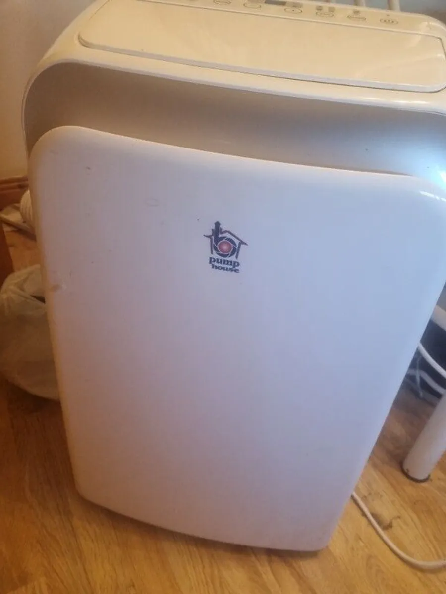 air conditioning unit - Image 1