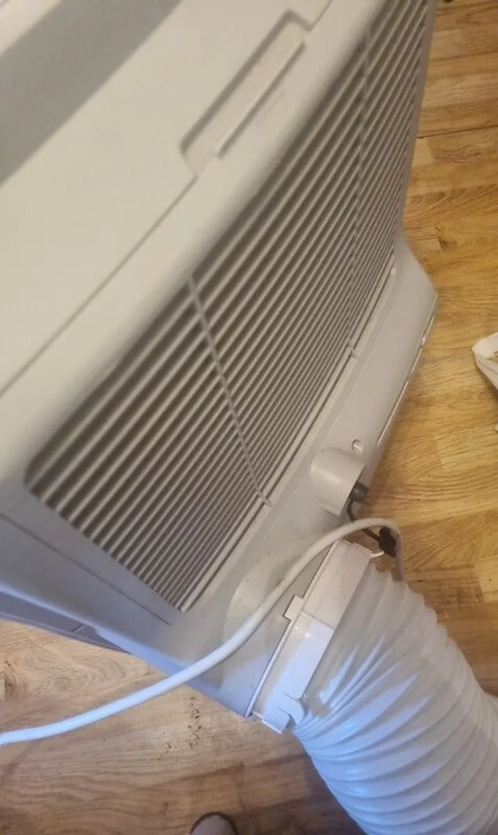 air conditioning unit - Image 2
