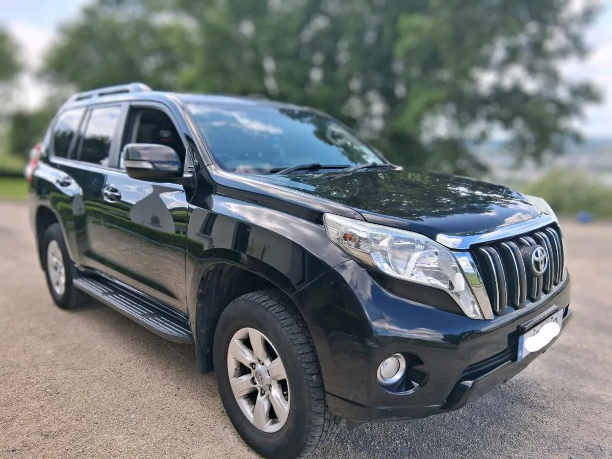 7 seater Toyota Landcruiser. Low km - Image 3