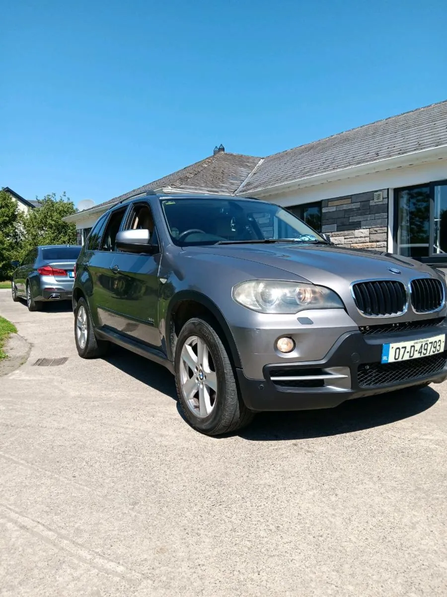 BMW X5 - Image 2