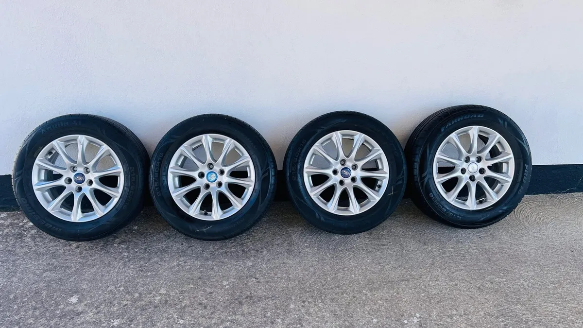 Ford Mondeo 16 inch alloys & Tyres - Image 1