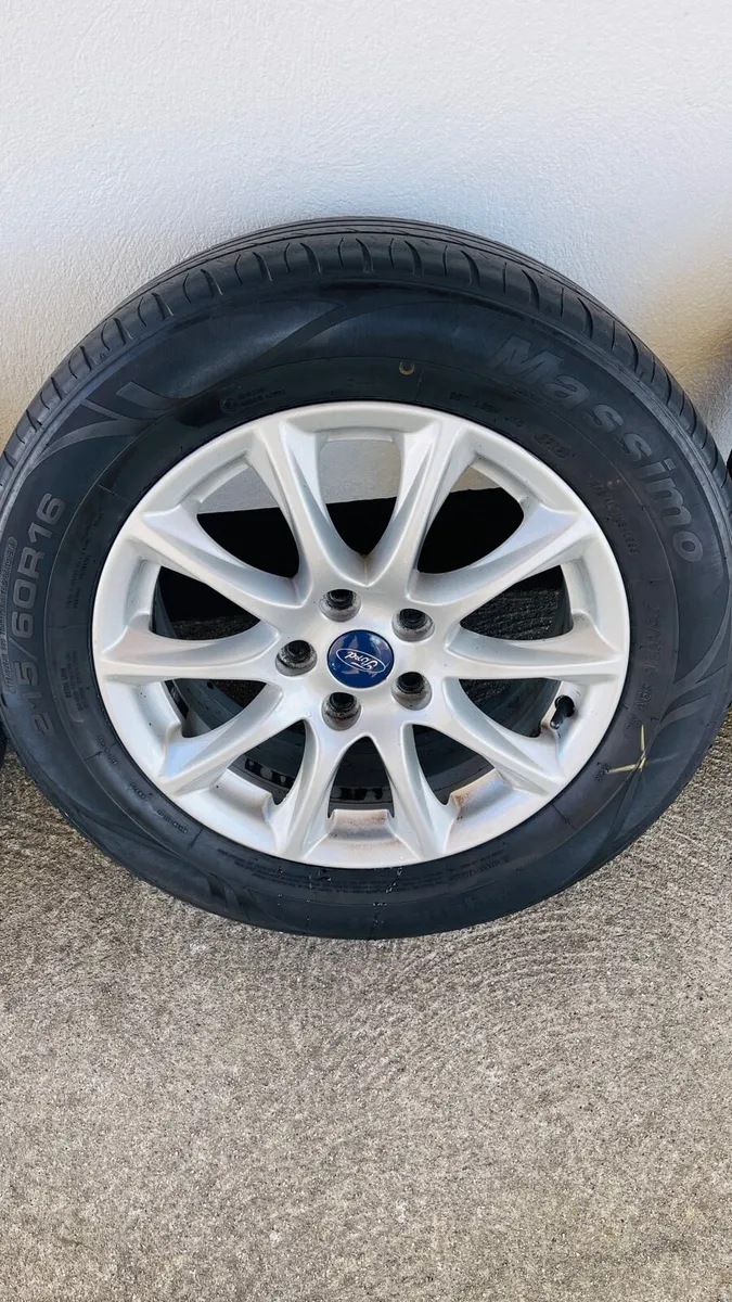 Ford Mondeo 16 inch alloys & Tyres - Image 4
