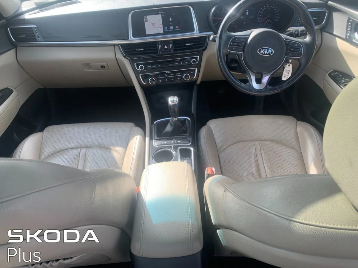 Kia Optima 1.7 D Platinum - Image 2