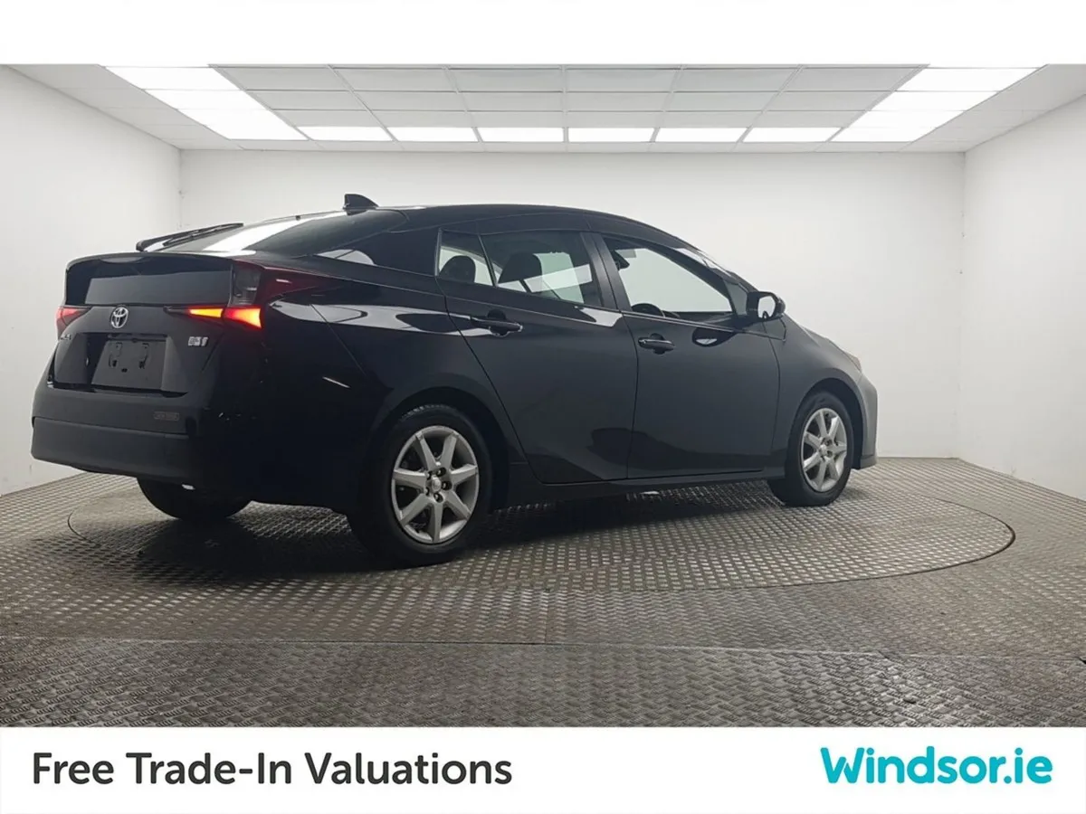Toyota Prius 1.8 Hybrid - Image 3
