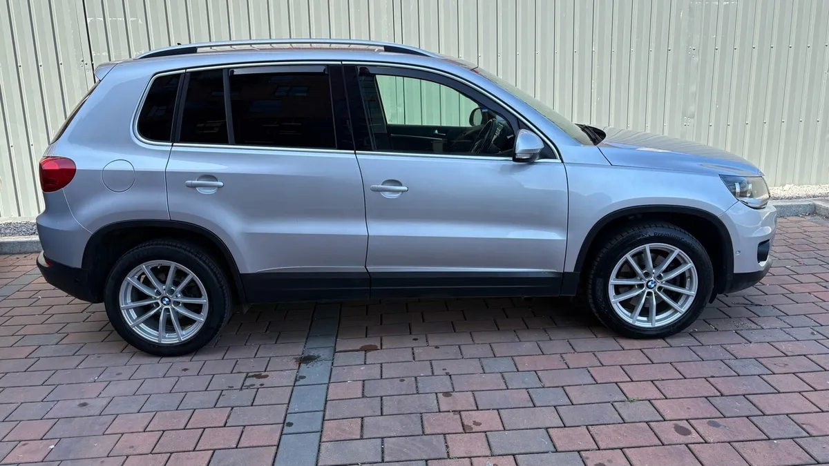 VW TIGUAN SPORT 2.0 TDI - Image 4
