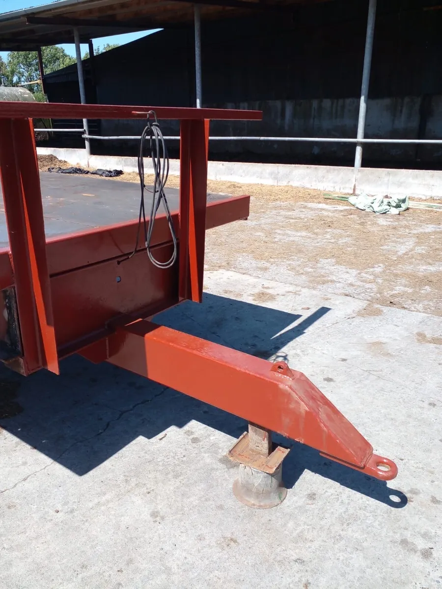 22 ft bale trailer - Image 3