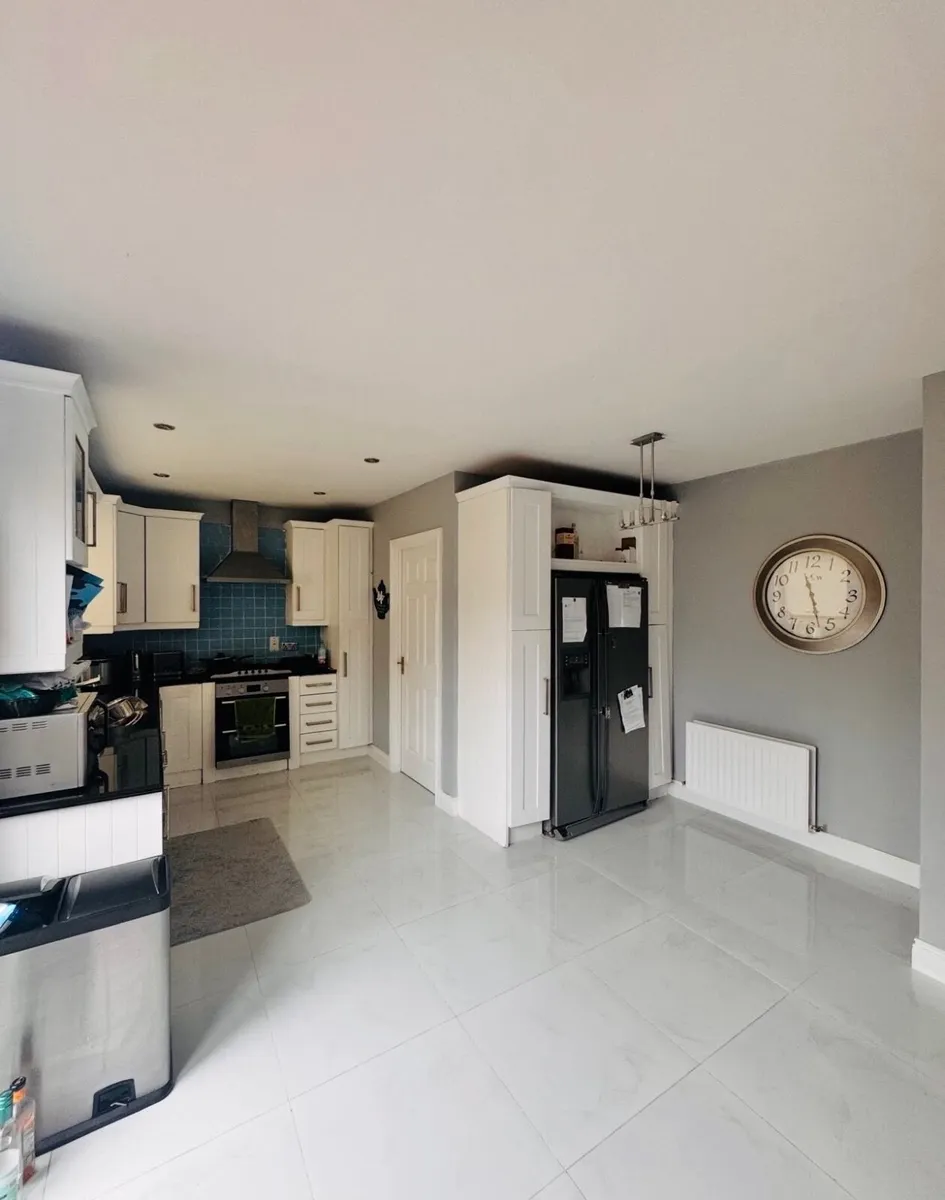 Free kitchen and utility collection end of August - Image 1