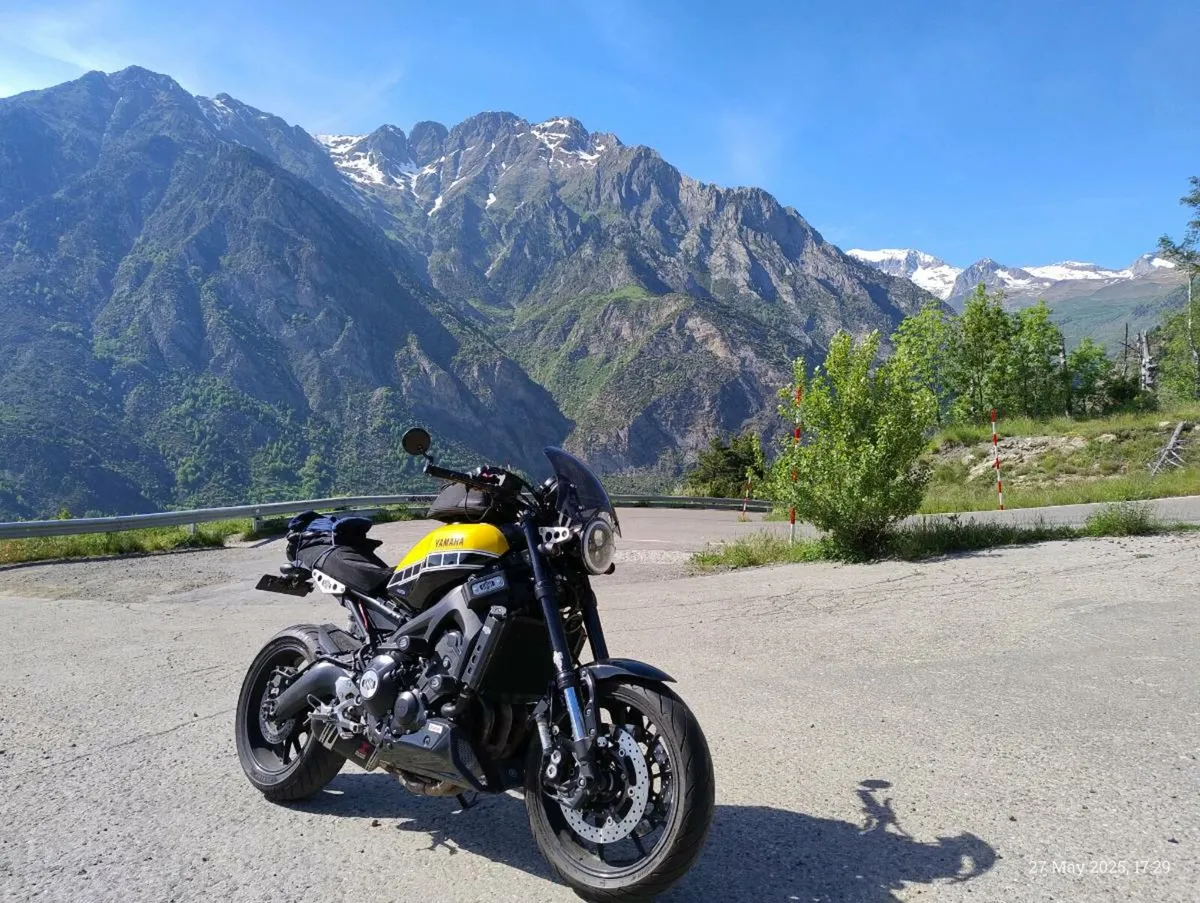 Yamaha XSR900 - Image 1