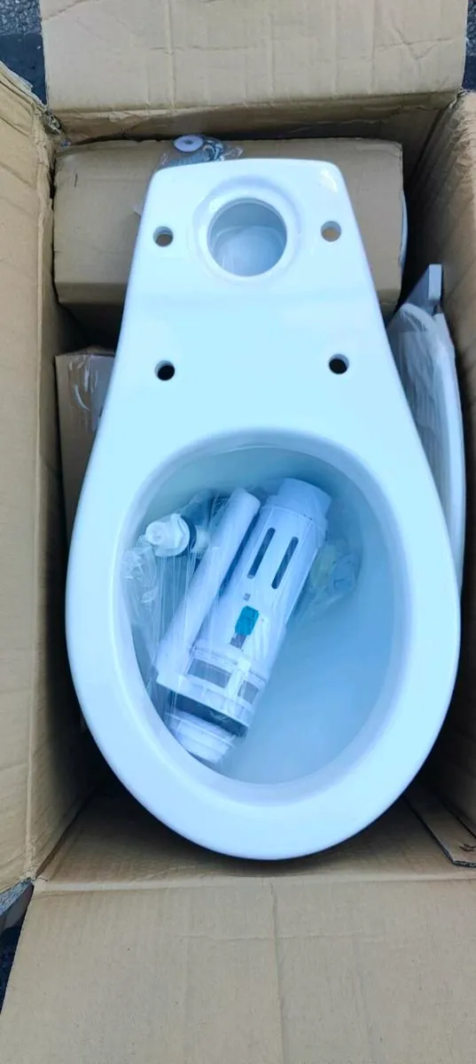 New Toilet in box with Fittings - Image 2