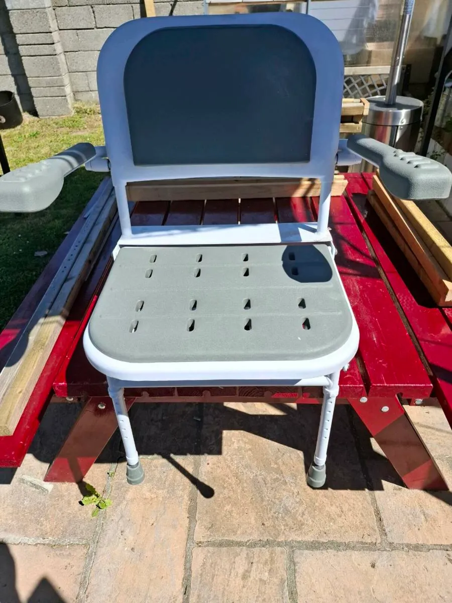 Shower chair - Image 1