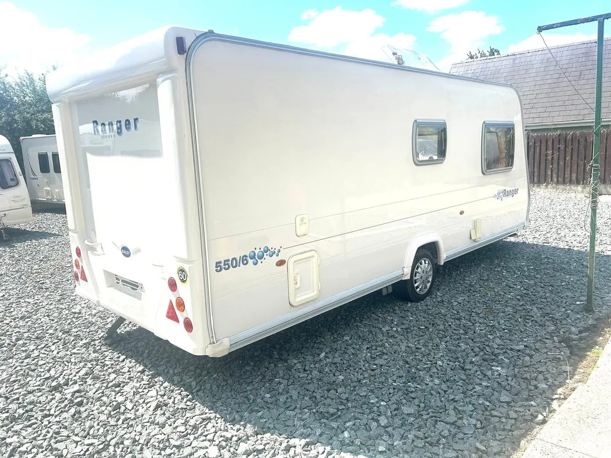 Bailey ranger 6 berth caravan year 2008 - Image 3