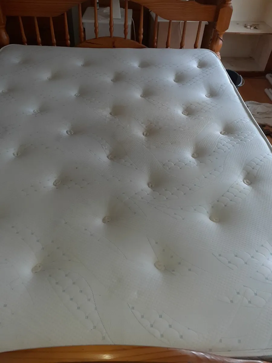 Beds - Image 4
