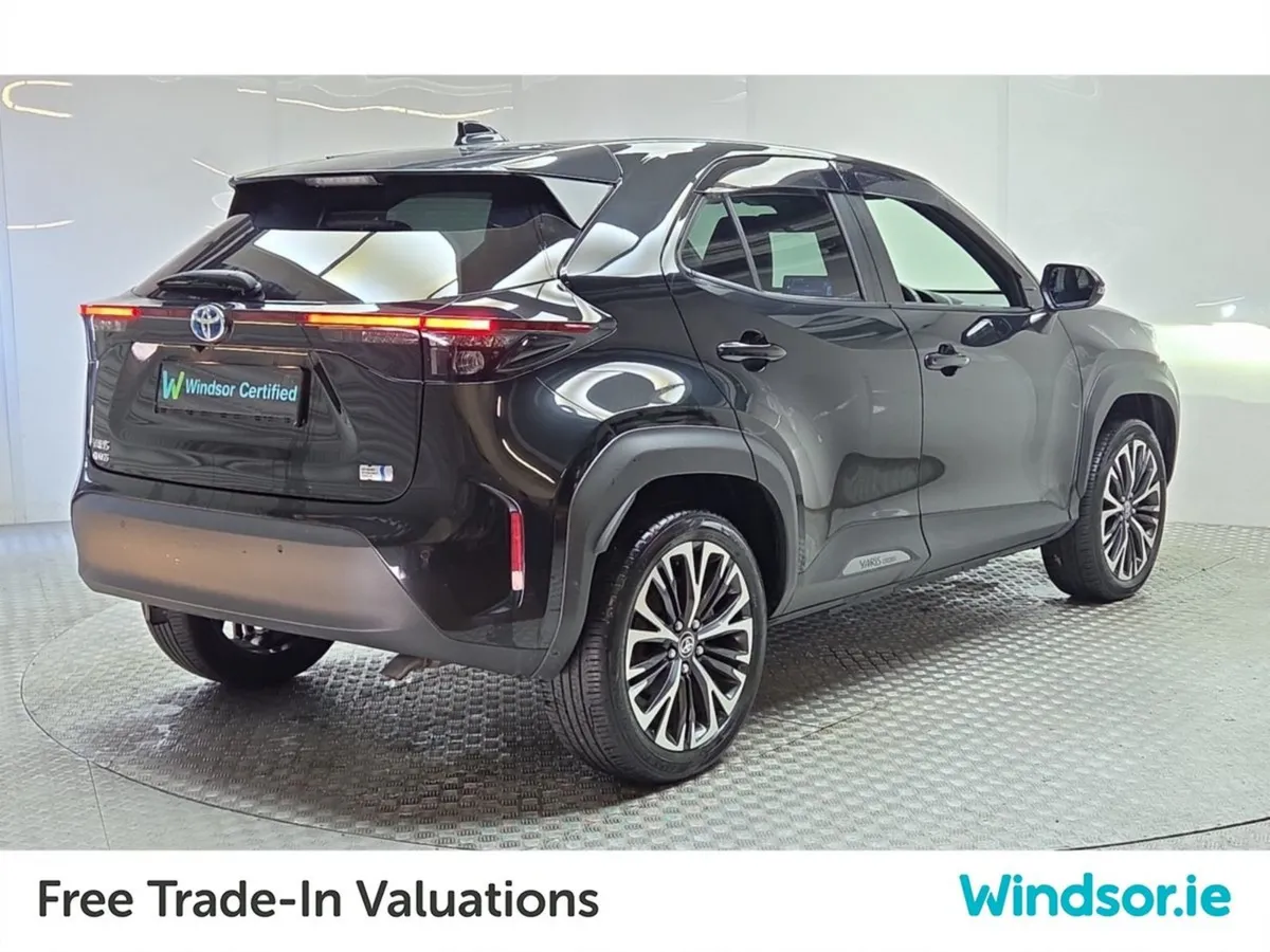 Toyota Yaris Cross Z Luna Sport 1.5 Hybrid - Image 3