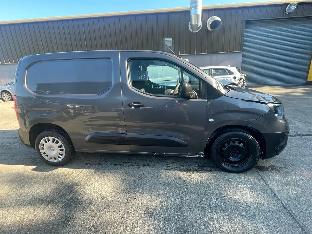 22 Opel combo - Image 4