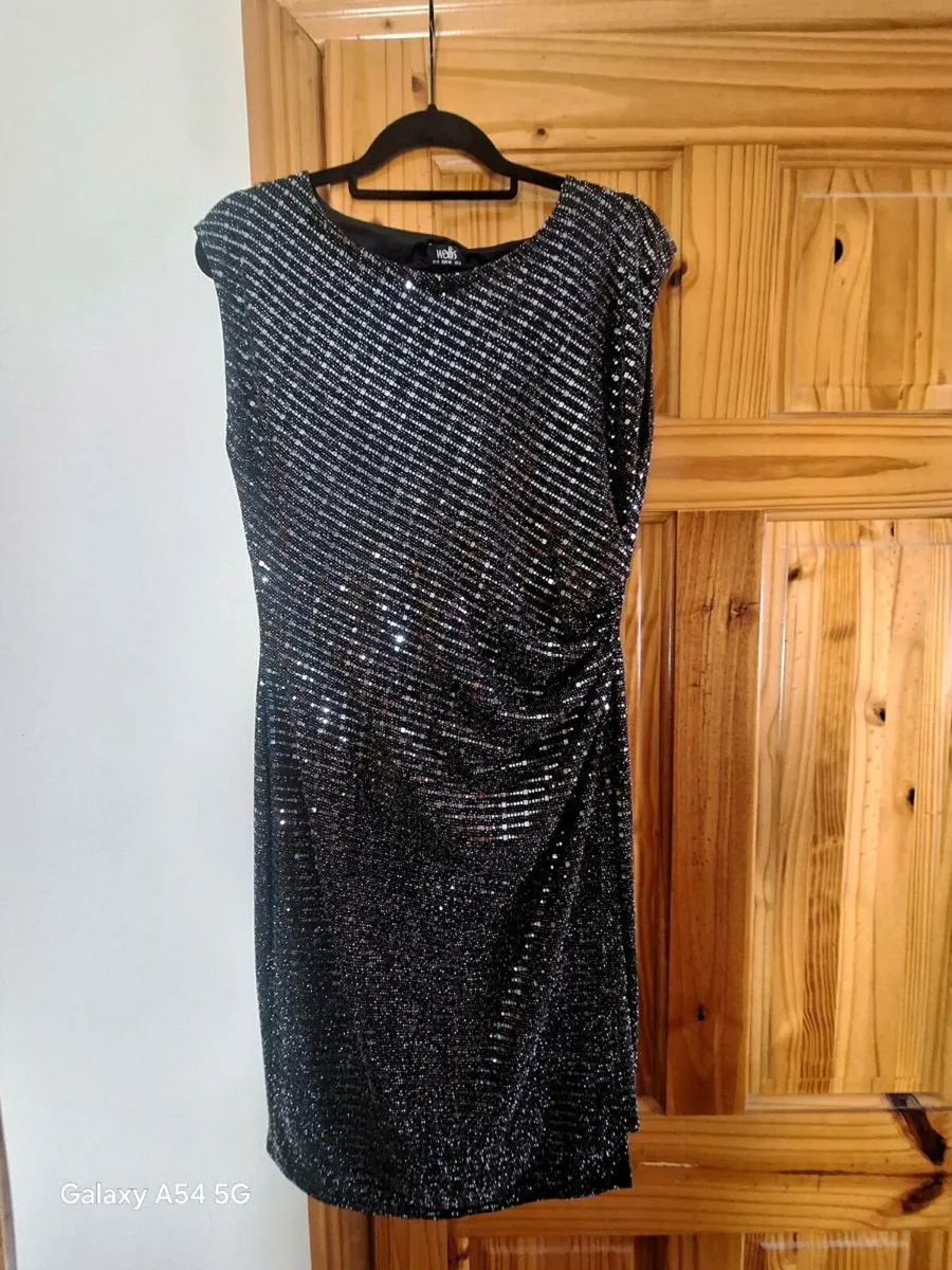 Ladies Dresses - Image 3