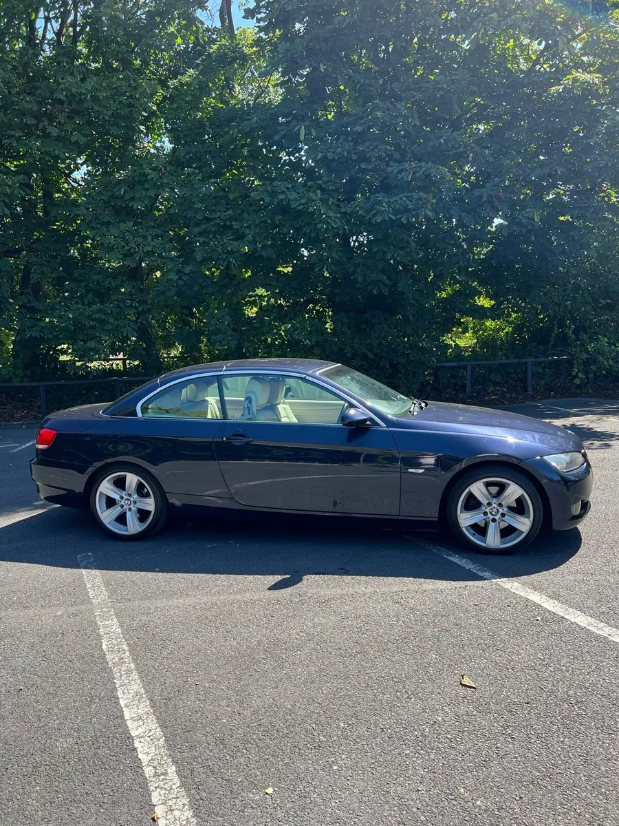 BMW 320i cabrio auto low miles - Image 4