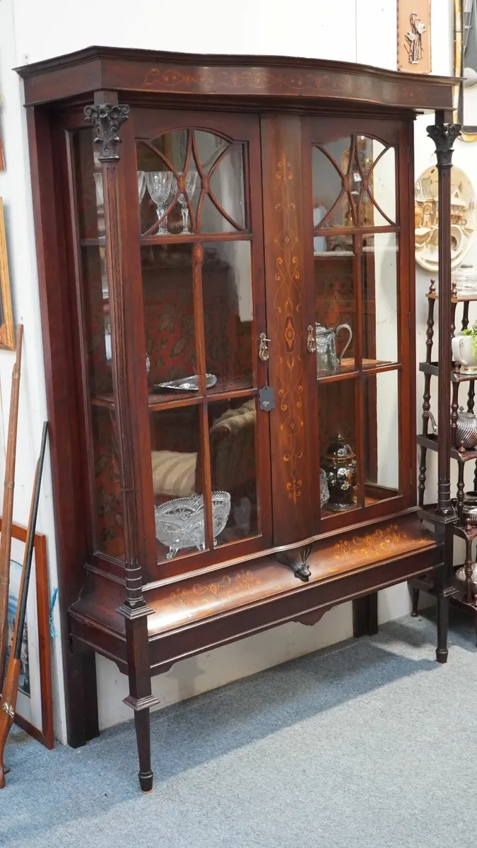 🇬🇧 Antique English Mahogany Display Cabinet - Image 1