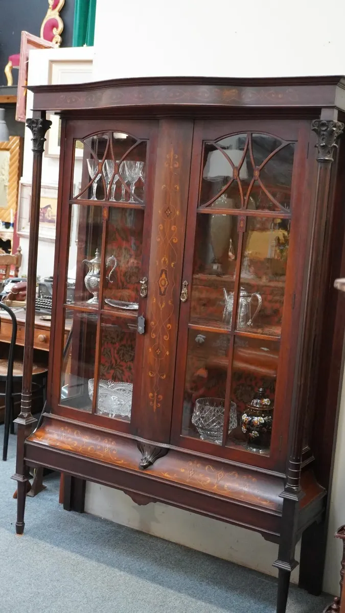 🇬🇧 Antique English Mahogany Display Cabinet - Image 2