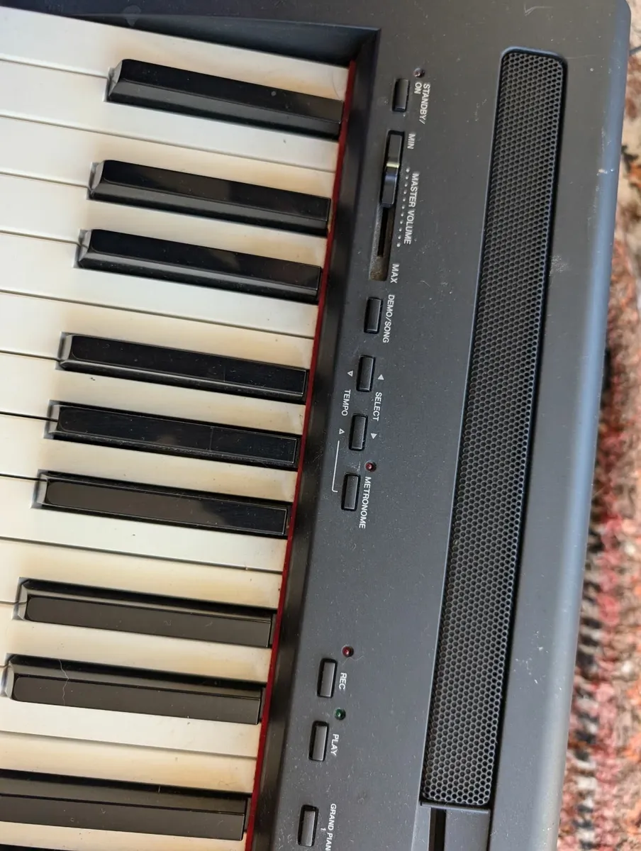 P-85 Yamaha Digital Piano with stand - Image 2