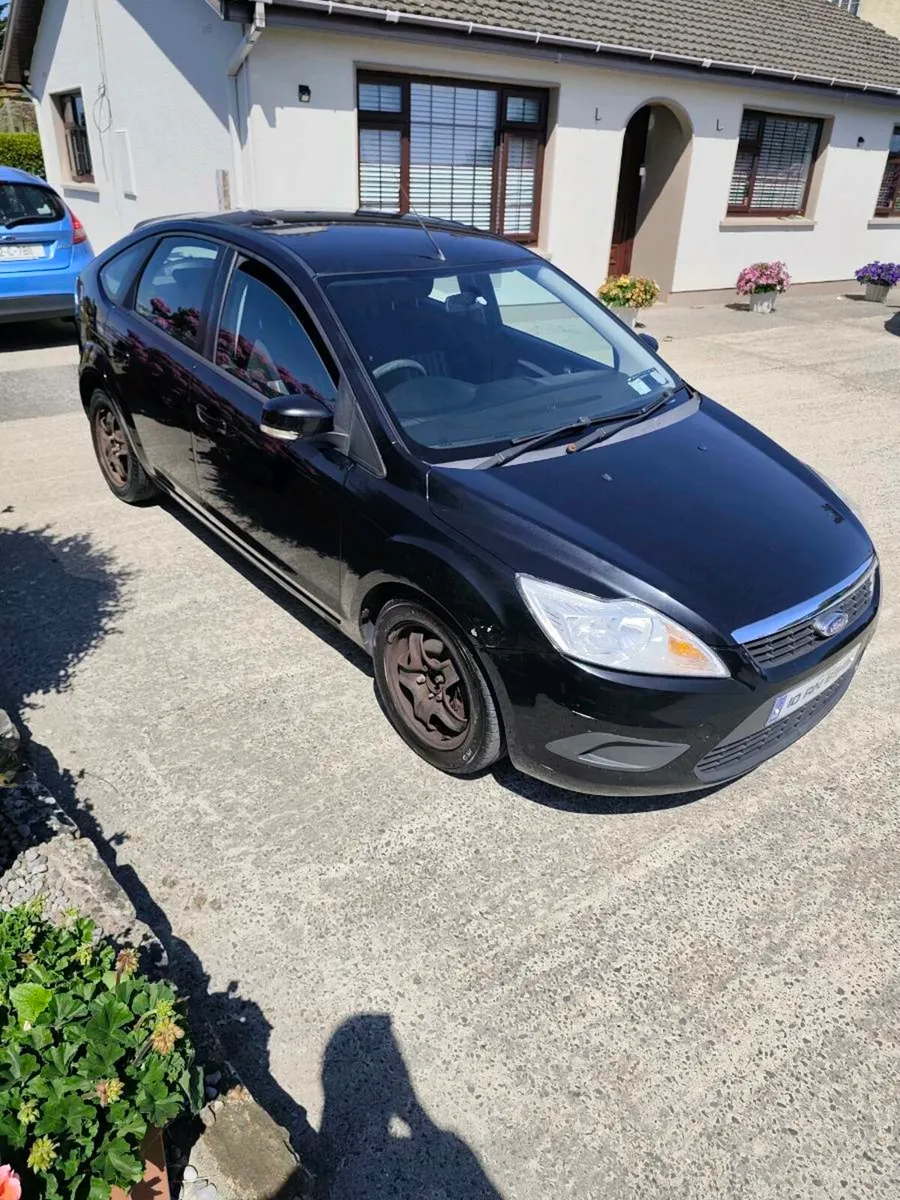 2010 focus - Image 3