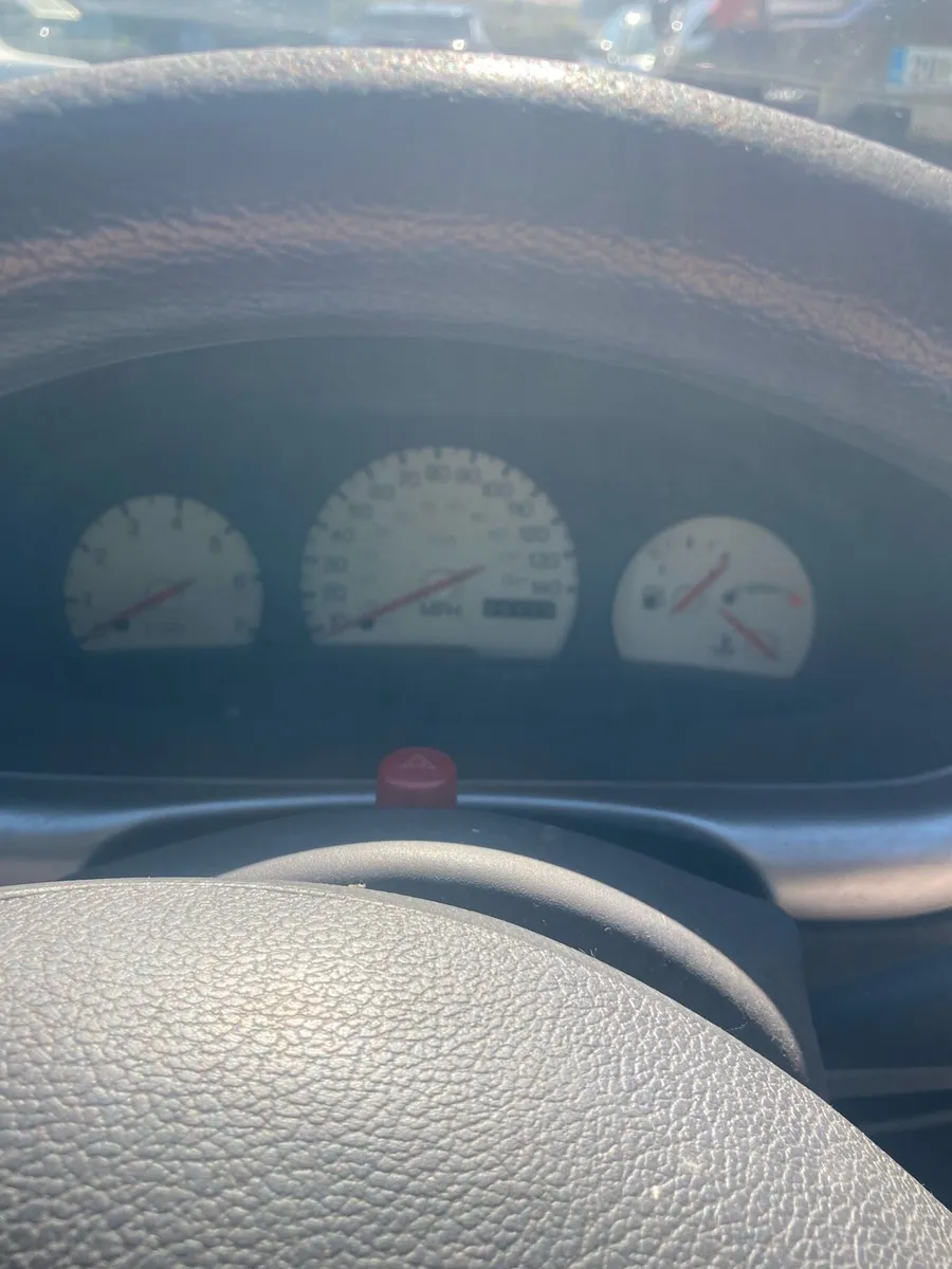 Car - Image 3