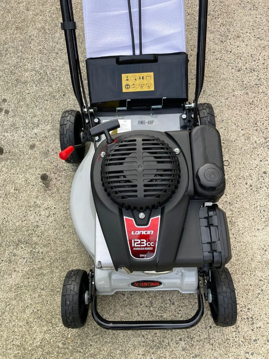 16" Petrol lawnmower - new. - Image 1