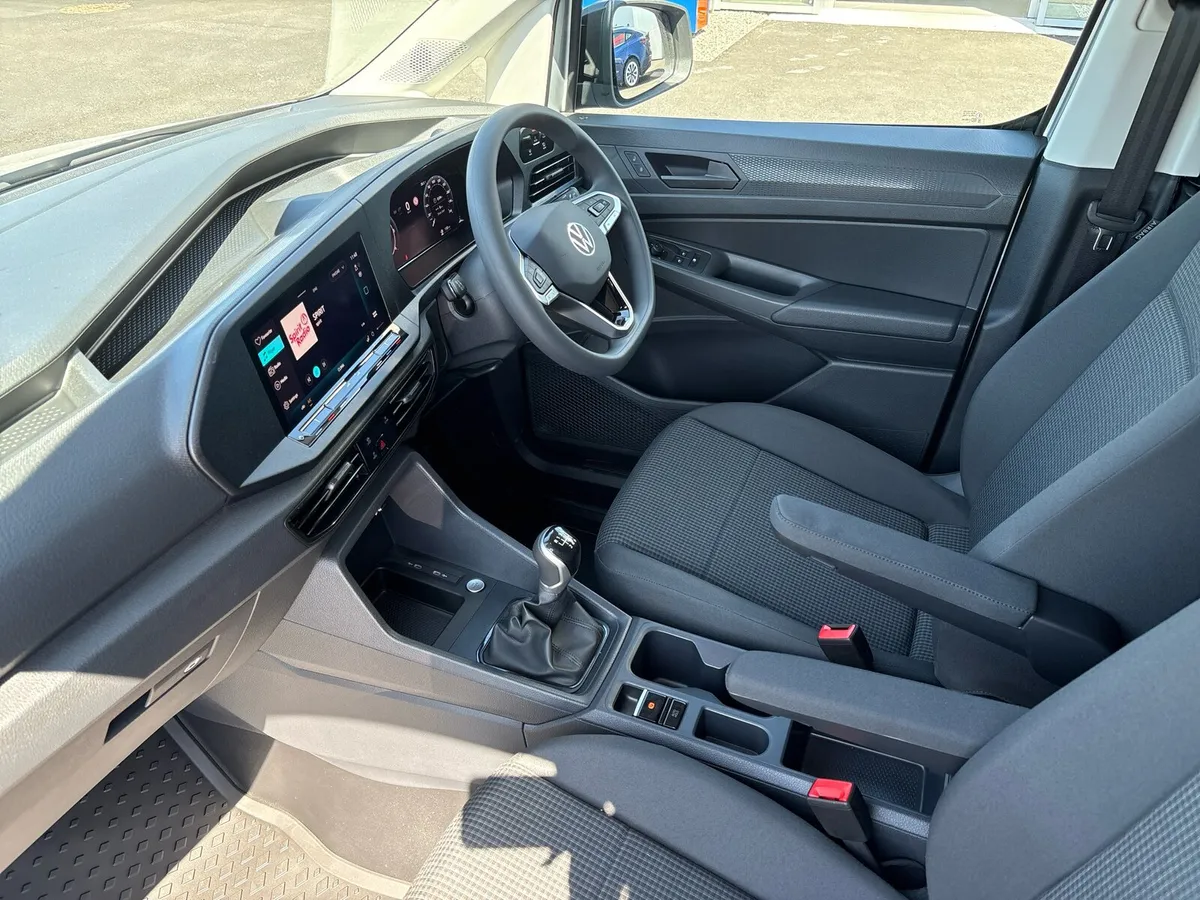 Volkswagen Caddy Business 2.0tdi  75hp (Ex VAT) - Image 3