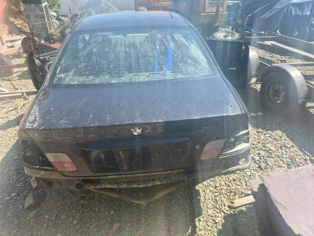 BMW E46 drift car and trailer - Image 3