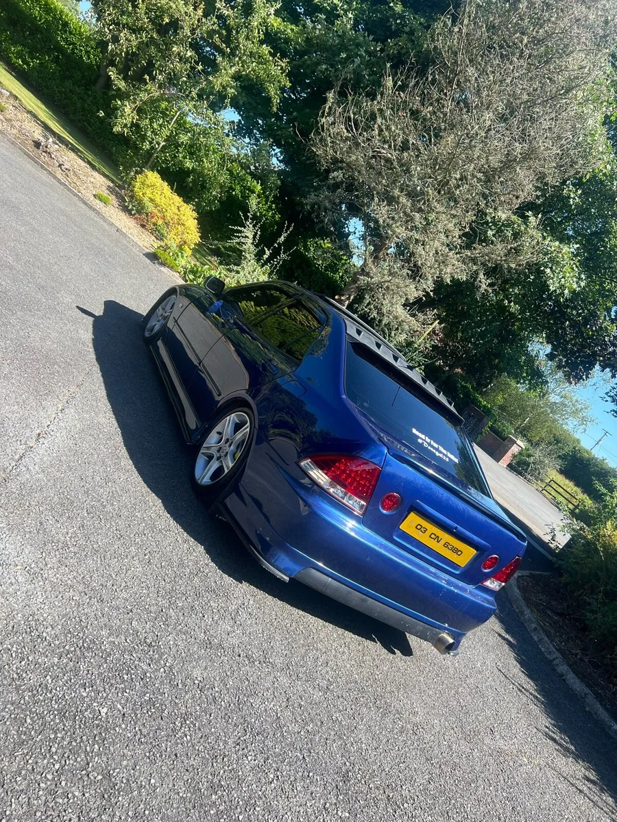 2003 Lexus sport - Image 2
