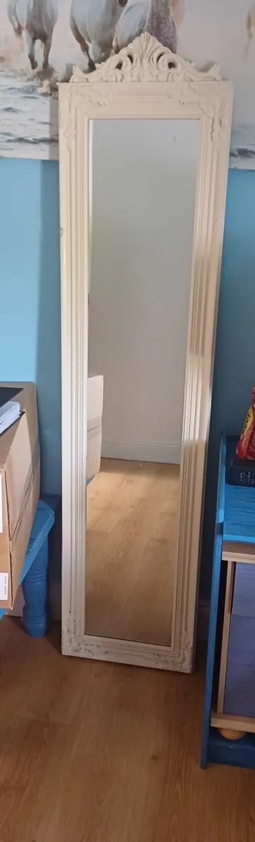 Bedroom full length mirror - Image 1