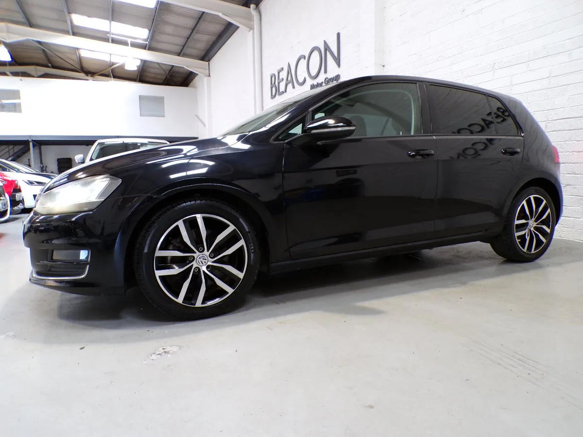 VOLKSWAGEN GOLF **AUTO**HIGH-LINE**49,000 MILES**D - Image 4