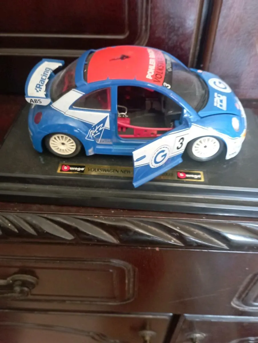 BbURAGO NEW VOLKSWAGEN BEETLE KAFER CUP.2000 - Image 2