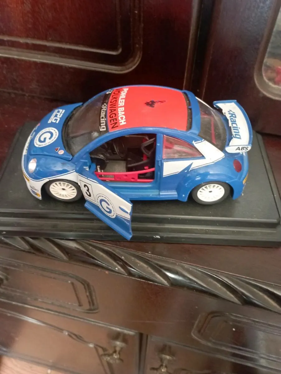 BbURAGO NEW VOLKSWAGEN BEETLE KAFER CUP.2000 - Image 4