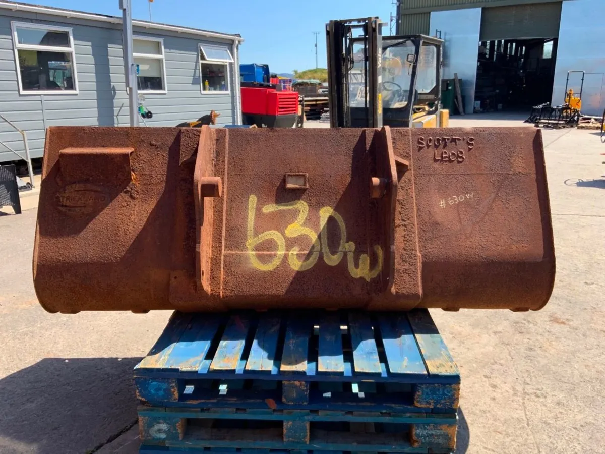 88" MANITOU TELEPORTER BUCKET.......630w. - Image 4