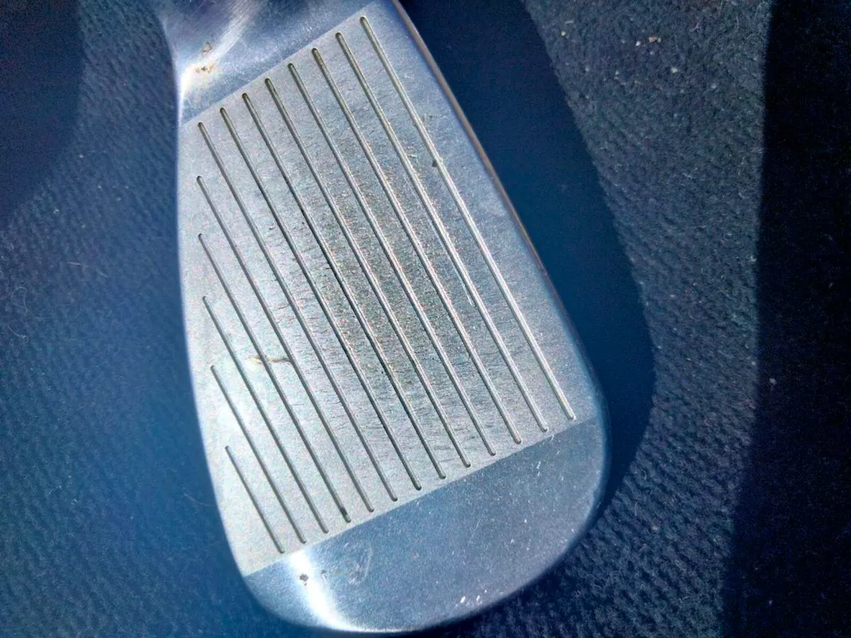 Titleist T200 irons. - Image 3