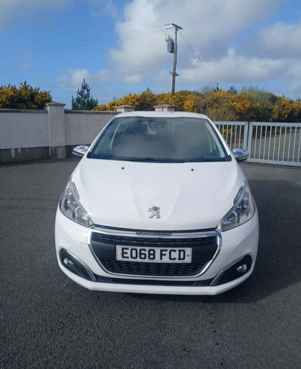 Peugeot 208 2018 - Image 1
