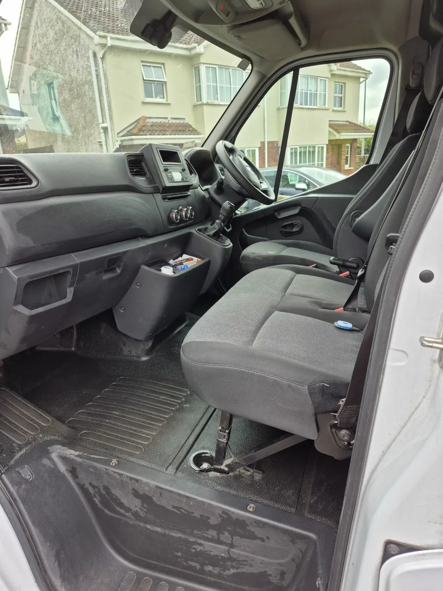 Renault Master 2023 - Image 1