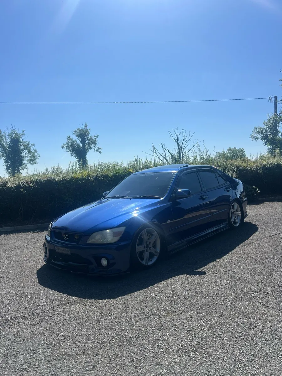 2003 Lexus sport - Image 1