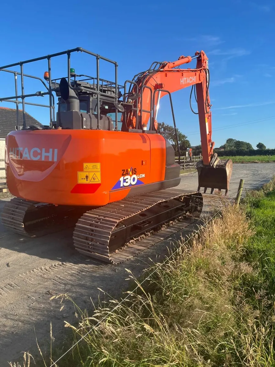 HITACHI 130-6 - Image 1