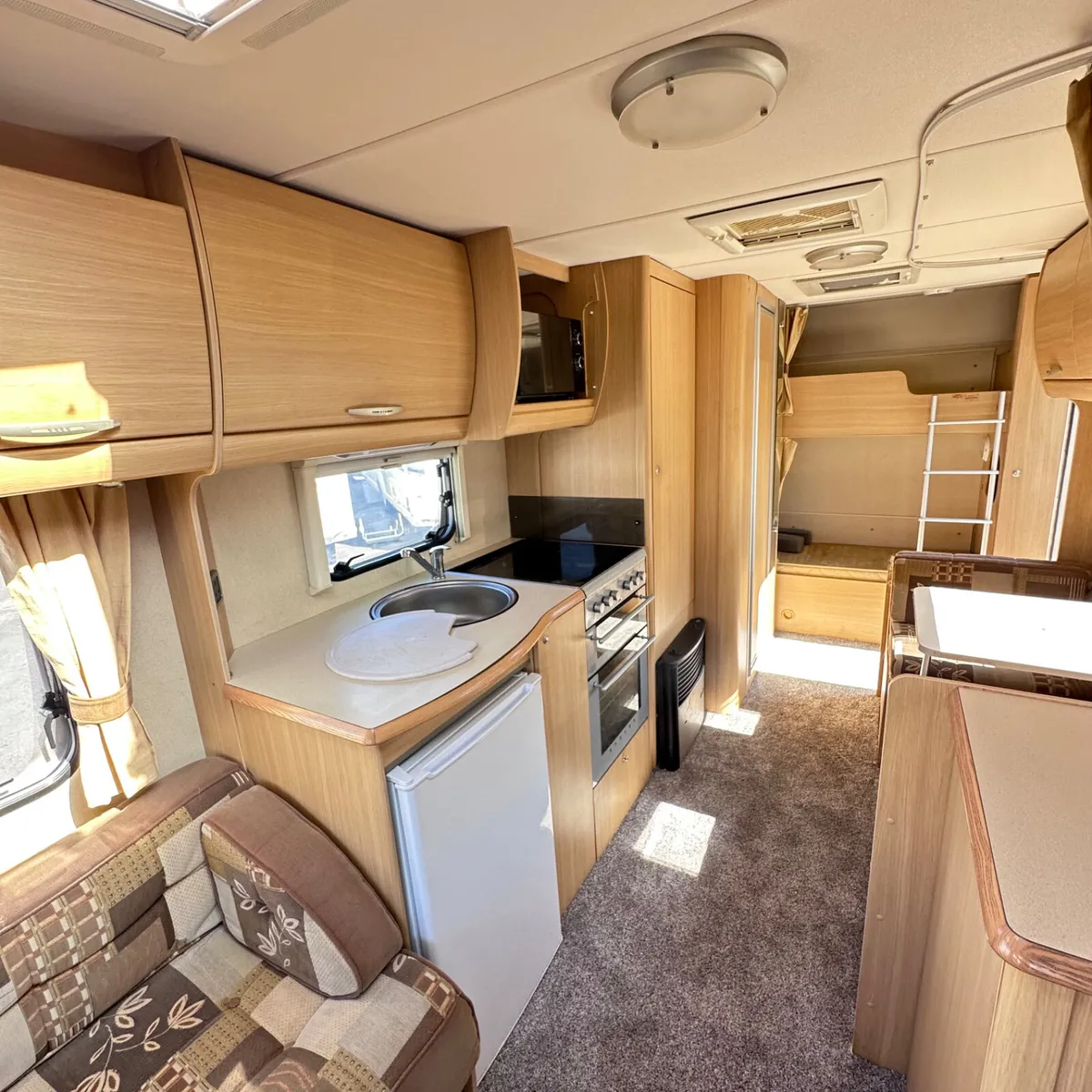 ✨STUNNING ABBEY SAFARI 6 BERTH✨ - Image 4