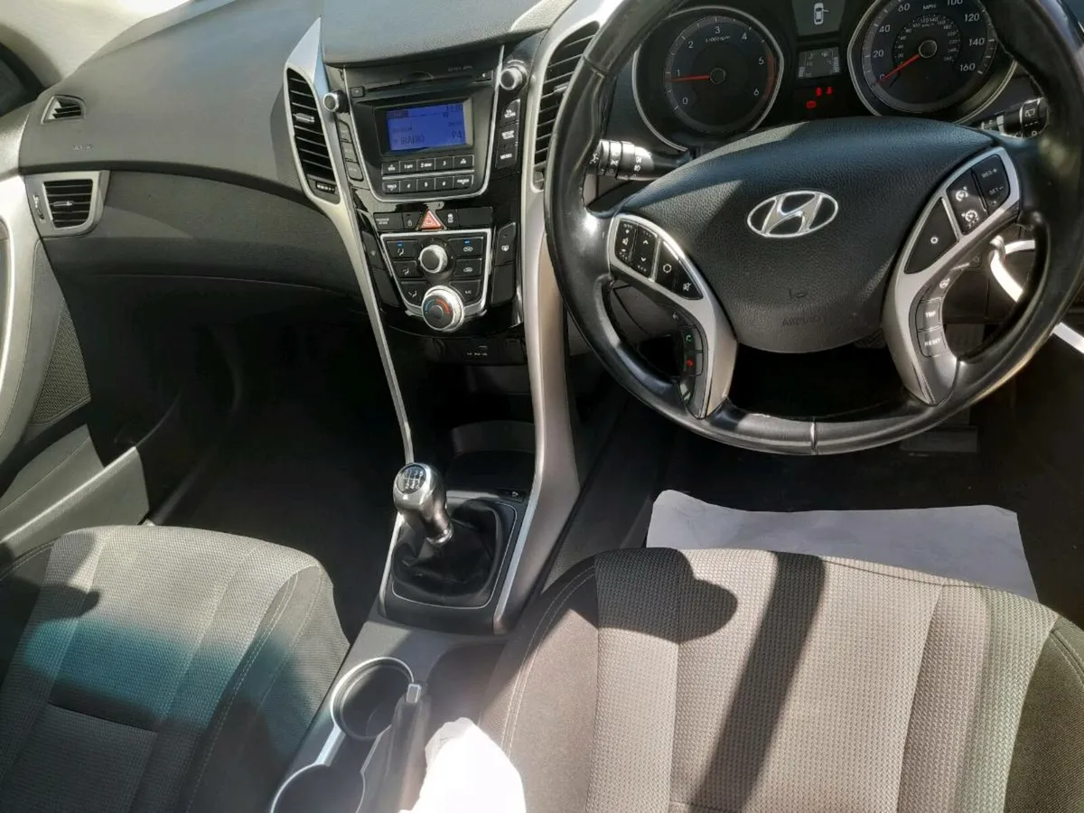 Hyundai i30 1.6crdi bluedrive - Image 4