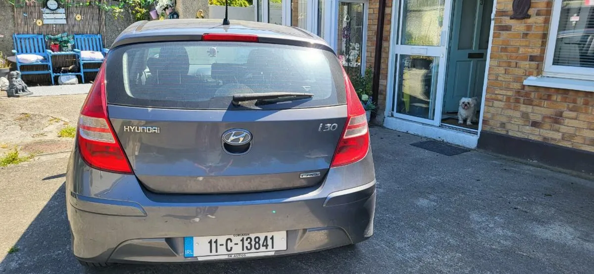 Car - Image 3